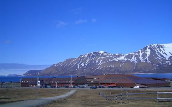 UNIS_may_photo_S.Coulson