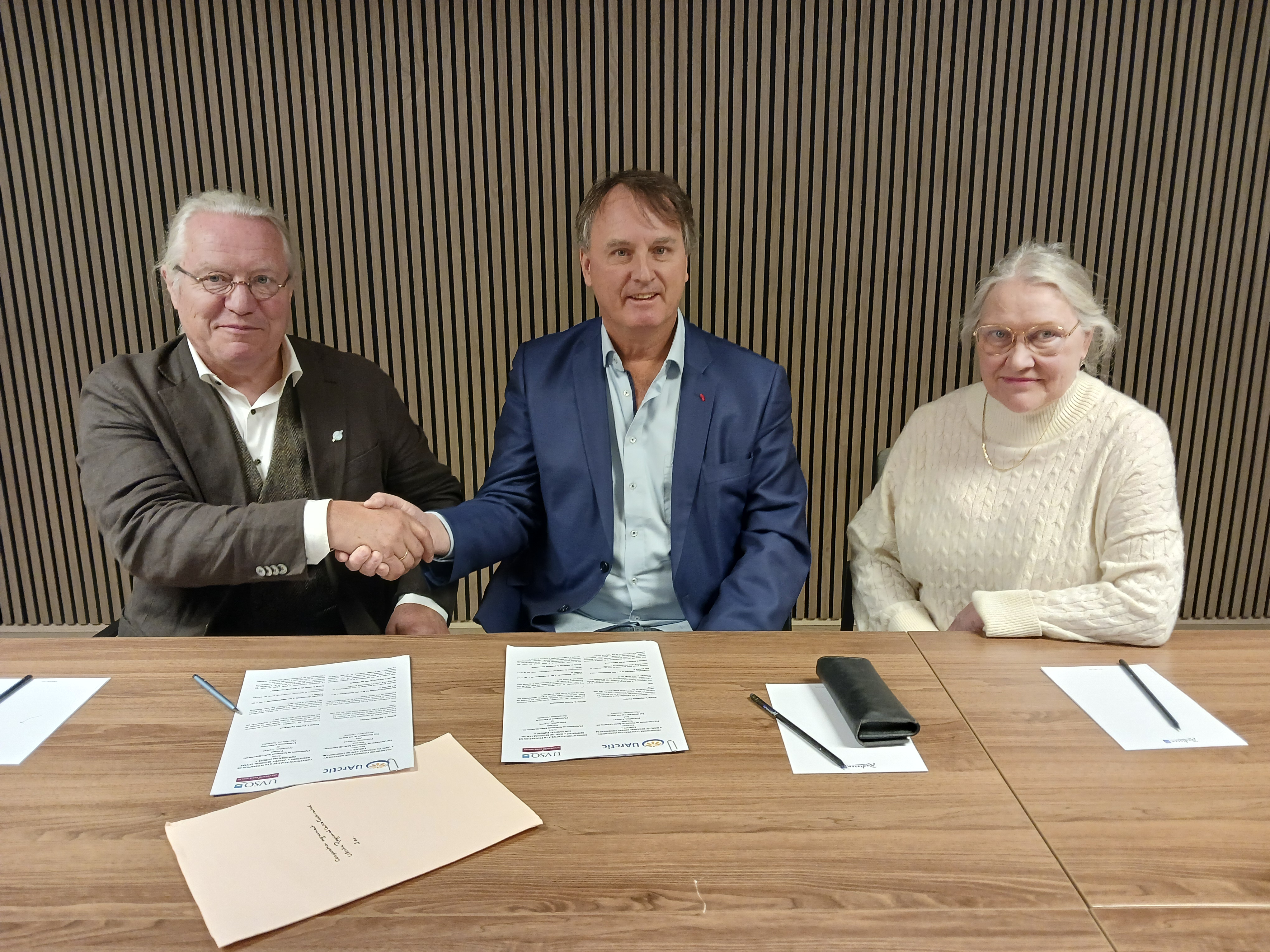 President Lars Kullerud, Chair Jan Borm, and Secretary General Outi Snellman