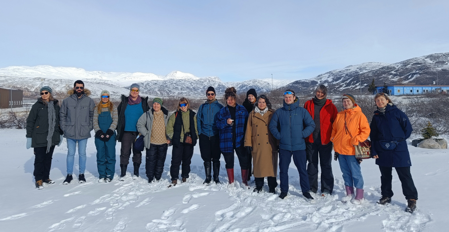 Researchers, university lecturers, and students from the Nord University and University of Lapland  in a group photo. 