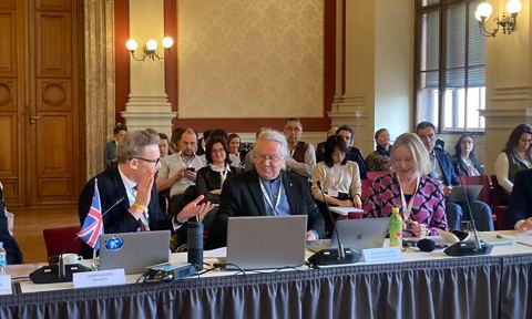 Henry Burgess, IASC President, Lars Kullerud, UArctic President and Grete K. Hovelsrud, IASSA President in the signing event